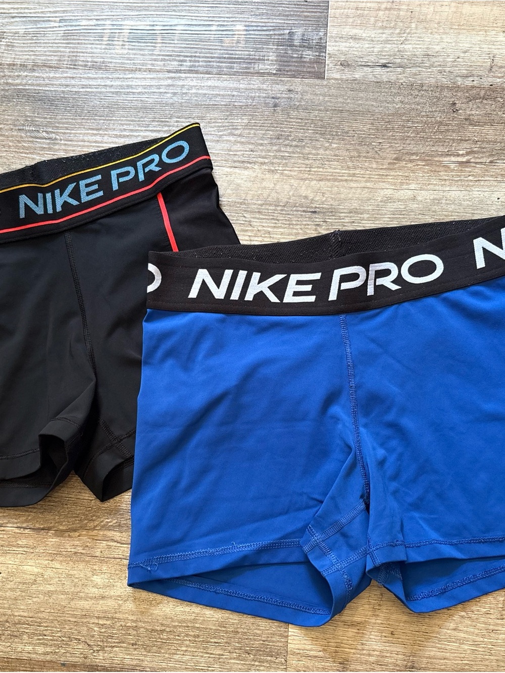Nike pro